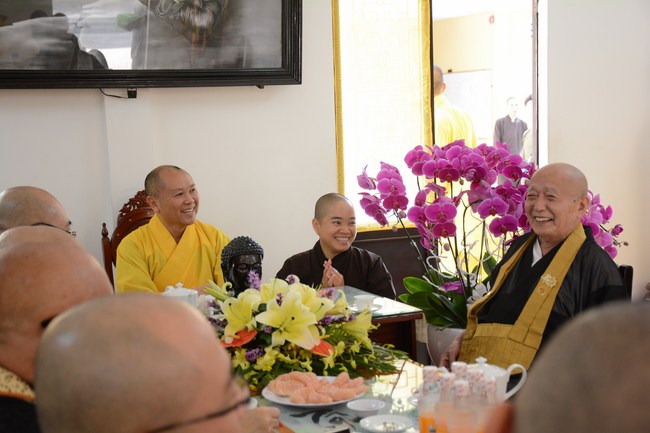 Japanese Pure Land Delegation visited Hoang Phap